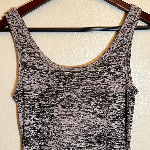 𝅺bke Sleeveless Tank Top - Picture 6 of 10